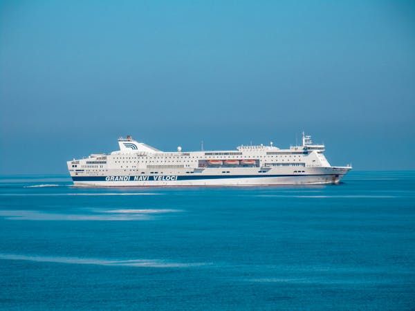 Antarctique : les tarifs des croisières de luxe décryptés