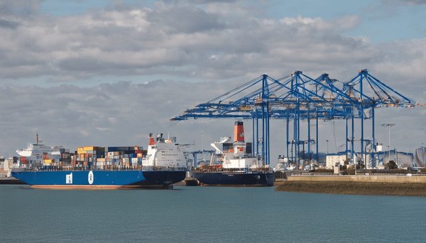Saint-nazaire : top secteurs d'activité à connaître absolument