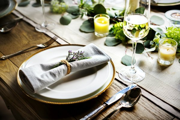 Élevez votre table avec la beauté de la toile de jouy